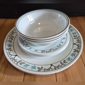 Corelle Tree Bird dishes, 3 dinner plates, 4 small plates & 3 bowls